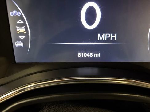 Used 2021 Jeep Grand Cherokee Limited AWD/4WD image 18
