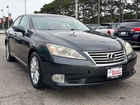 Used 2011 Lexus ES 350 FWD image 2