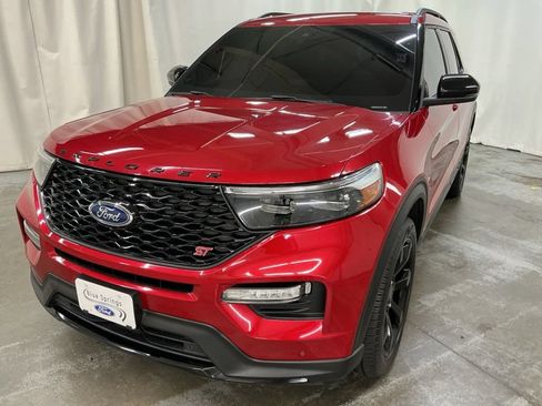 Used 2024 Ford Explorer ST w/ Equipment Group 401A AWD/4WD image 3