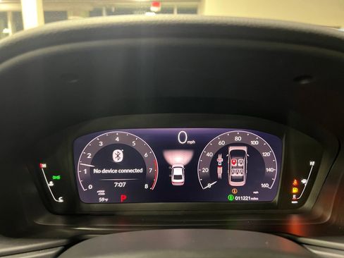 Used 2025 Honda Accord SE image 18