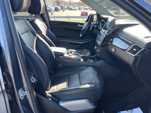 Used 2018 Mercedes-Benz GLS 550 4MATIC image 8