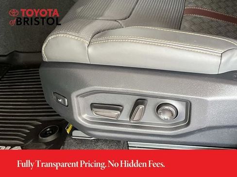 Used 2026 Toyota Sequoia Capstone AWD/4WD image 32
