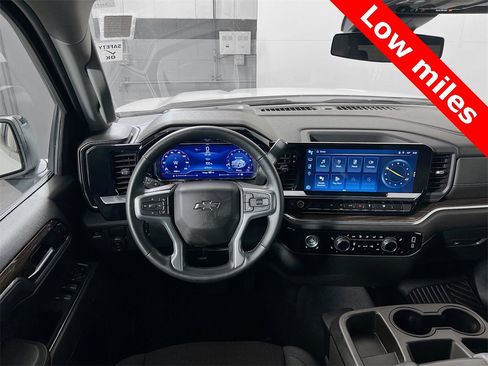 Used 2023 Chevrolet Silverado 1500 RST image 21