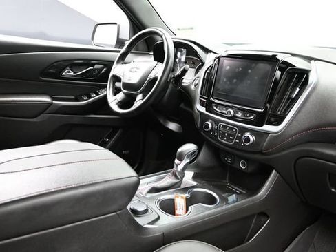 Used 2023 Chevrolet Traverse RS w/ LPO, Floor Liner Package AWD/4WD image 14