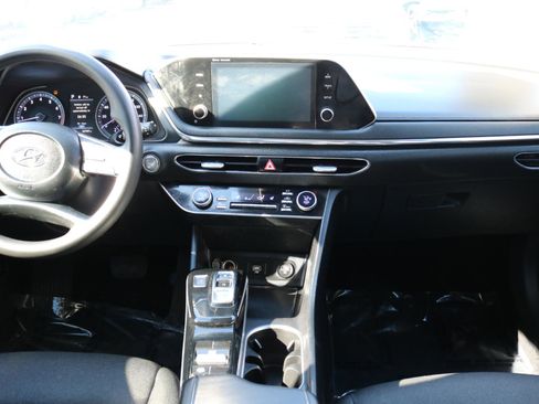 Used 2021 Hyundai Sonata SEL FWD image 16