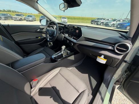 New 2026 Chevrolet Trax ACTIV w/ Driver Confidence Package FWD image 30