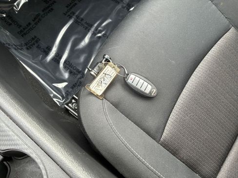 Used 2025 Nissan Altima 2.5 SV FWD image 20