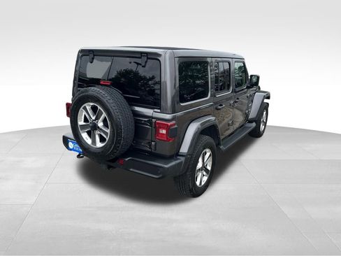 Used 2021 Jeep Wrangler Unlimited Sahara AWD/4WD image 6