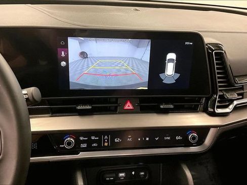 Used 2025 Kia Sportage EX FWD image 27