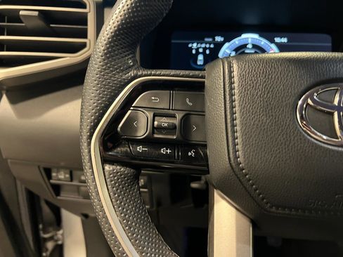 Used 2024 Toyota Tundra Limited image 13