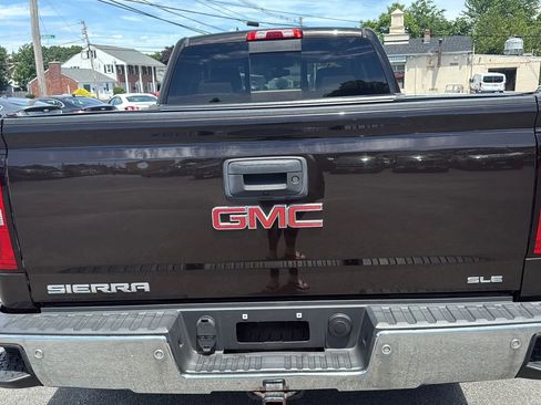 Used 2018 GMC Sierra 1500 SLE w/ SLE Value Package AWD/4WD image 8