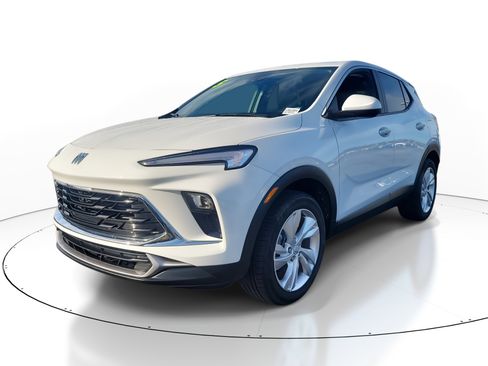 Used 2025 Buick Encore GX Preferred image 3