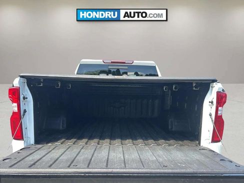 Used 2022 Chevrolet Silverado 1500 LT Trail Boss w/ LT Trail Boss Premium Package AWD/4WD image 9