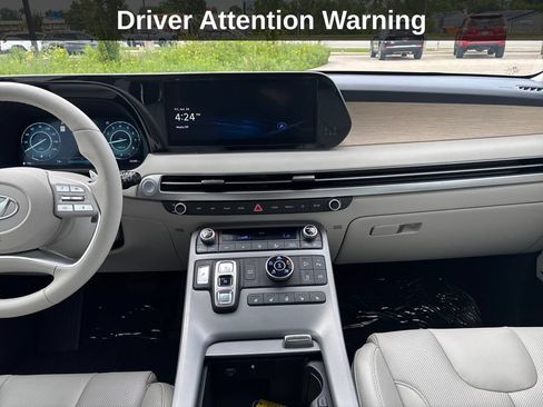 Used 2023 Hyundai Palisade Limited AWD/4WD image 24