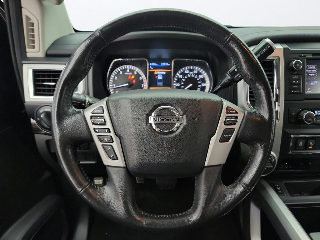 Used 2019 Nissan Titan SV w/ SV Convenience Package AWD/4WD image 13