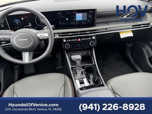 New 2025 Hyundai Santa Cruz Limited image 14