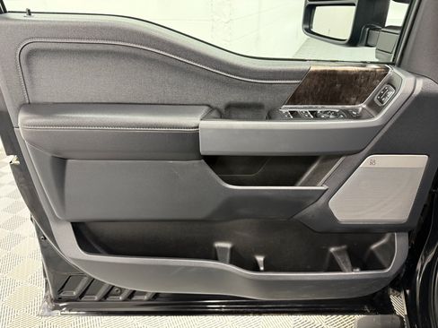 Used 2023 Ford F250 Lariat w/ Lariat Ultimate Package image 11