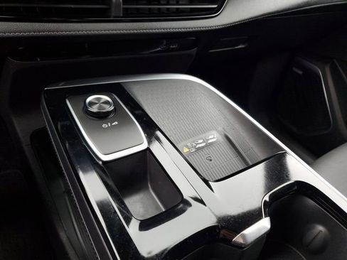 Used 2025 Buick Enclave Preferred image 23