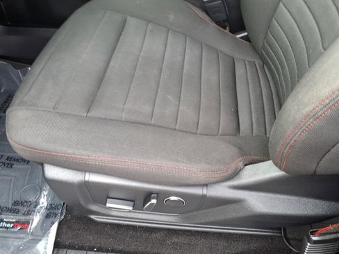 Used 2018 Ford F150 XLT w/ Equipment Group 302A Luxury image 6