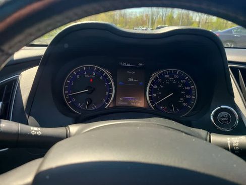 Used 2014 INFINITI Q50 Premium w/ Navigation Package image 3