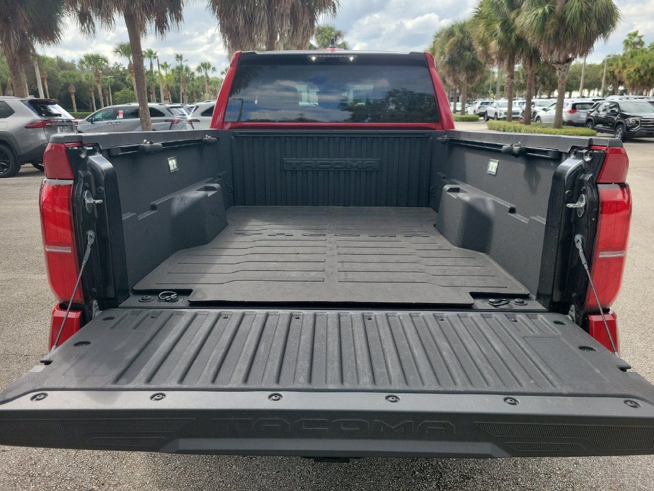 Used 2026 Toyota Tacoma SR5 AWD/4WD image 8