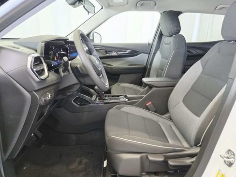 New 2026 Chevrolet TrailBlazer LT w/ Driver Confidence Package FWD image 8