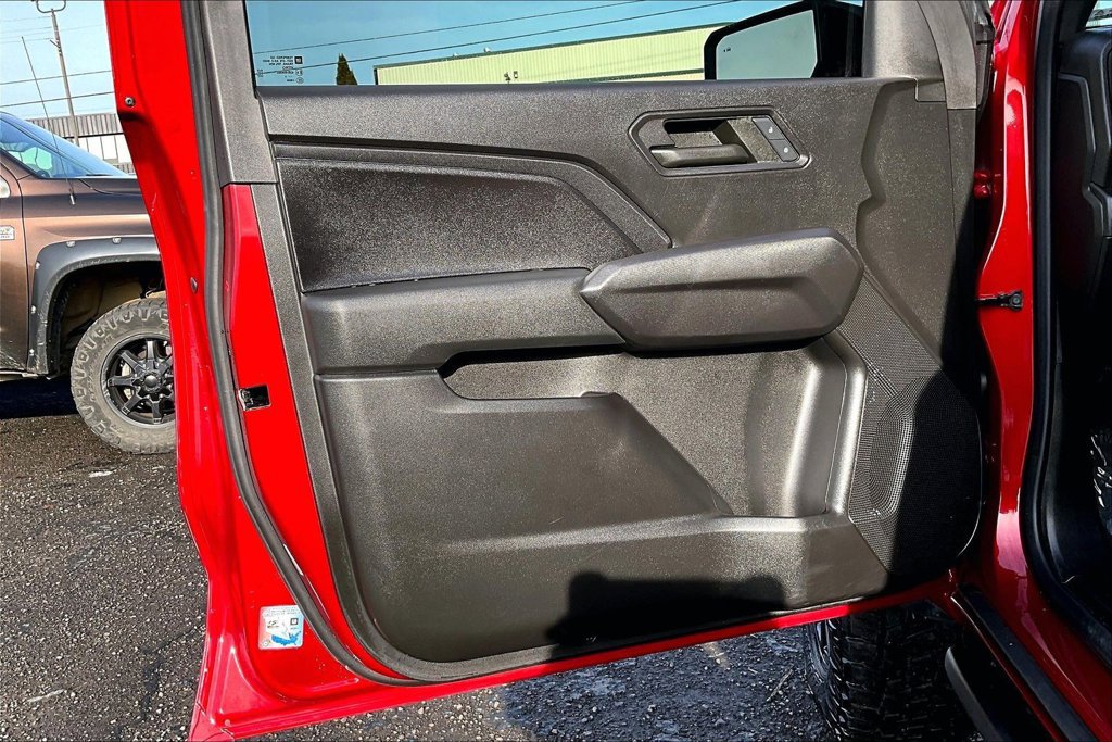 Used 2023 Chevrolet Colorado Trail Boss AWD/4WD image 22