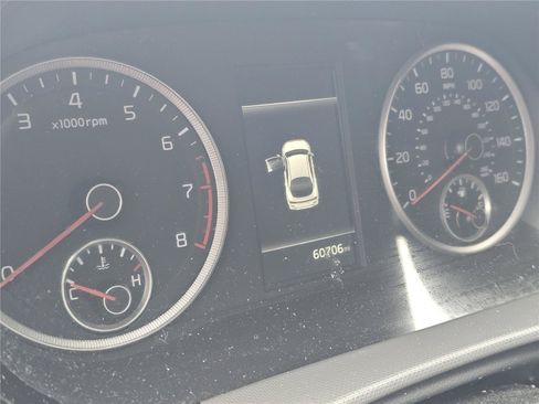 Used 2022 Kia K5 LXS FWD image 15