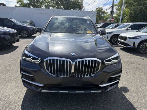 Certified 2023 BMW X5 xDrive40i w/ Premium Package AWD/4WD image 3