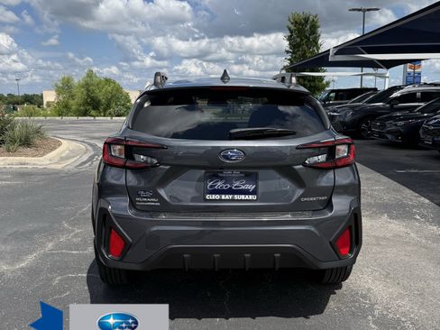 Used 2024 Subaru Crosstrek 2.0i Premium AWD/4WD image 6
