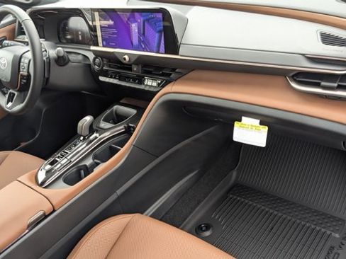 New 2026 Toyota Crown Signia Limited image 29