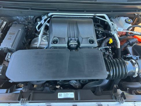 Used 2023 Chevrolet Colorado Z71 w/ Z71 Convenience Package 2 AWD/4WD image 48