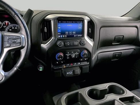 Used 2021 Chevrolet Silverado 1500 LT AWD/4WD image 6
