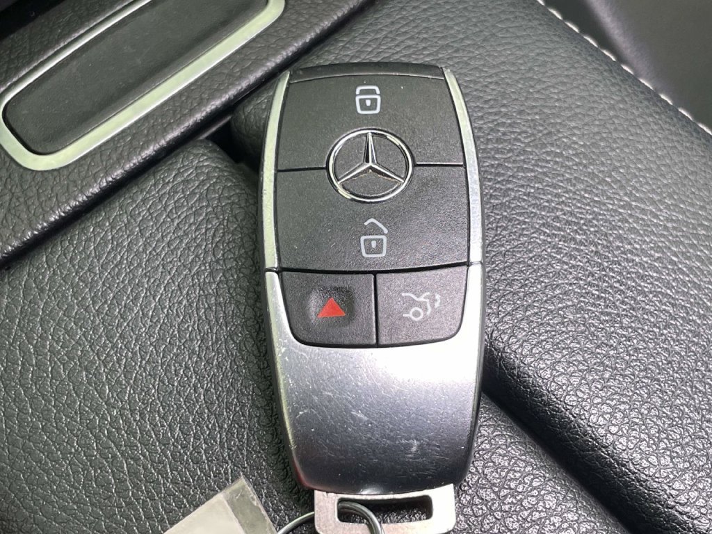 Used 2021 Mercedes-Benz GLA 250 4MATIC image 36