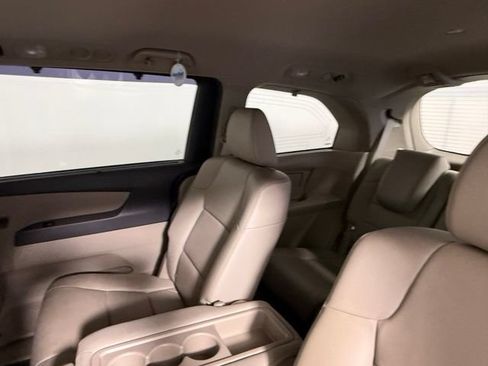 Used 2016 Honda Odyssey EX-L image 38