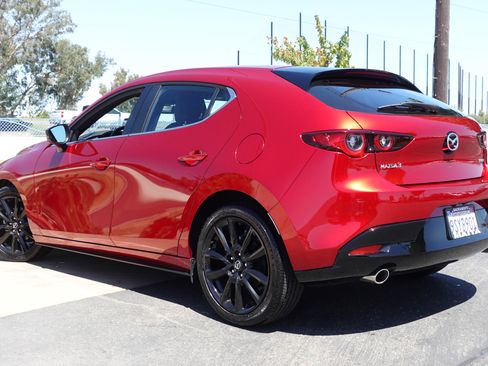 Certified 2025 MAZDA MAZDA3 s Sport image 7