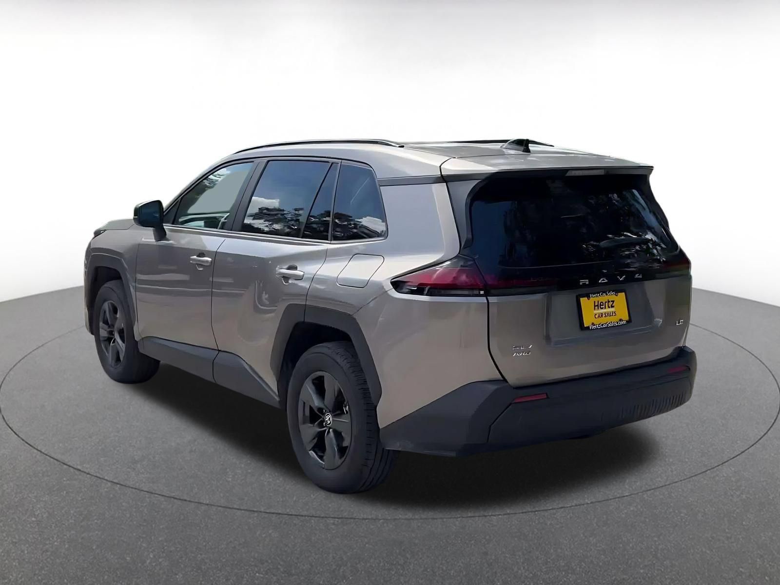 Used 2026 Toyota RAV4 LE AWD/4WD image 10