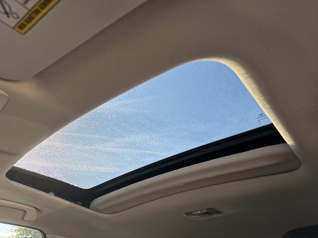Used 2016 Honda CR-V EX image 19