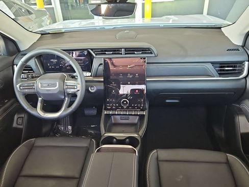 Used 2026 GMC Terrain Denali AWD/4WD image 24