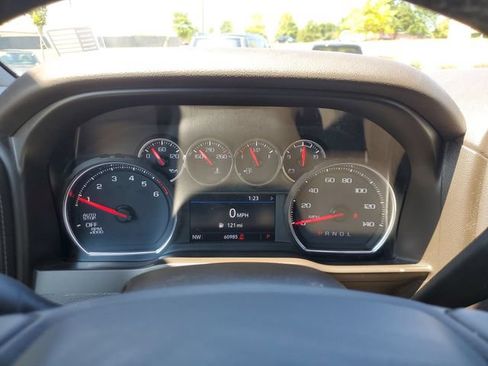 Used 2021 Chevrolet Silverado 1500 LT RWD image 30