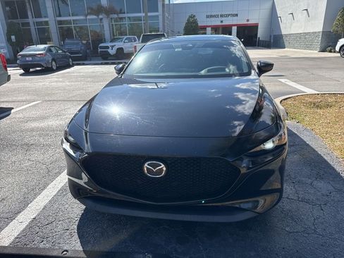 Used 2019 MAZDA MAZDA3 Hatchback w/ Premium Package image 7
