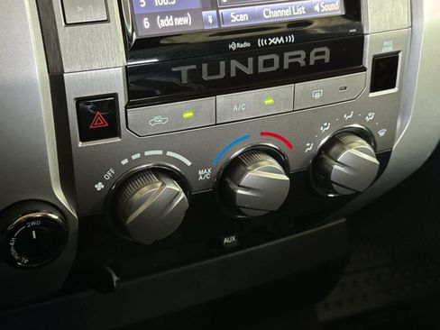 Used 2018 Toyota Tundra SR5 AWD/4WD image 21