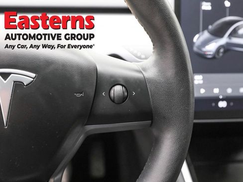 Used 2020 Tesla Model 3 Long Range image 16