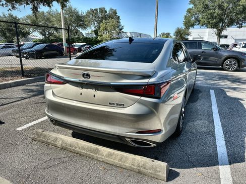 Used 2024 Lexus ES 350 Ultra Luxury w/ Accessory Package (Z2) FWD image 8
