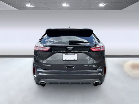 Used 2019 Ford Edge Titanium w/ Equipment Group 301A FWD image 10