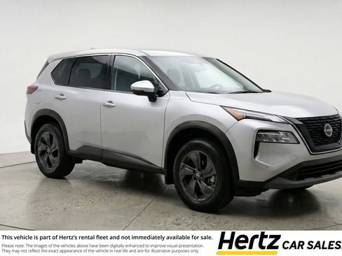 Used 2025 Nissan Rogue SV FWD image 1