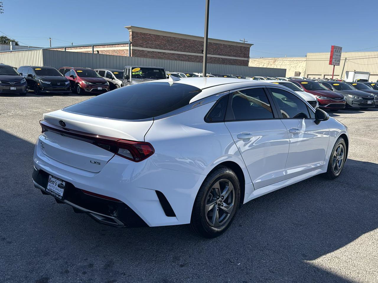 Used 2021 Kia K5 LXS FWD image 6