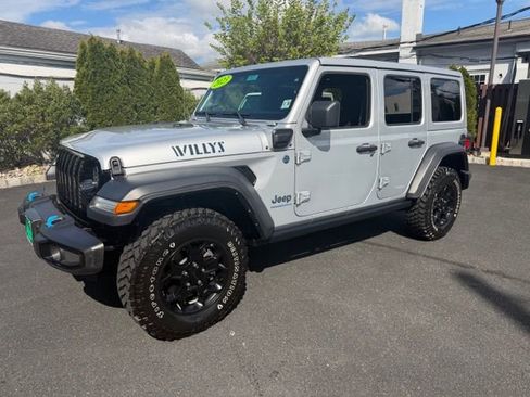 Used 2023 Jeep Wrangler Unlimited w/ Cold Weather Group AWD/4WD image 1