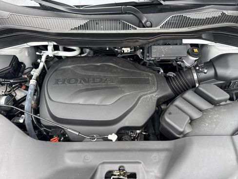 Certified 2024 Honda Passport TrailSport image 27