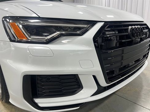 Used 2022 Audi A6 Premium Plus image 11